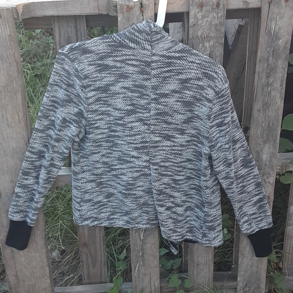 Sweater - Picture 3 of 4